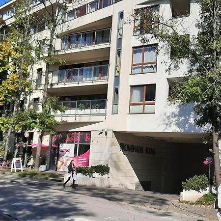 Apartament Luxon 4 Apartment Келце Екстериор снимка